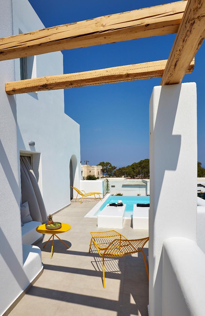 Altera Pars Suites Mesaria Exterior foto